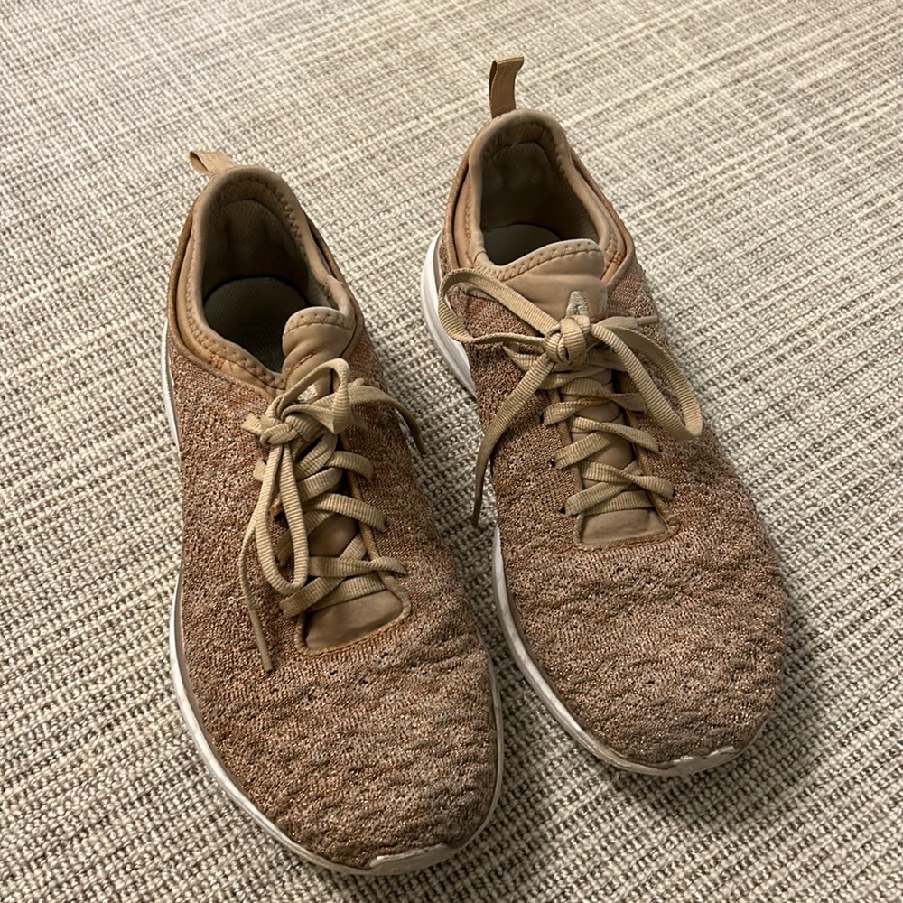 APL Sneakers